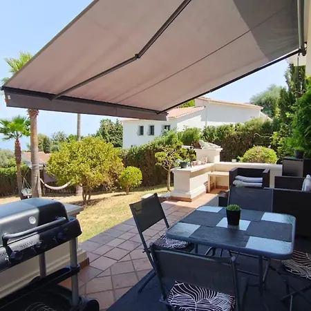 Feriehus House - Sleeps 8 - Hot Tub - Access